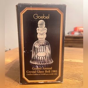 Vintage NIP 1981 Fourth Edition ANNUAL GOEBEL CRYSTAL GLASS BELL Girl & Bear L1